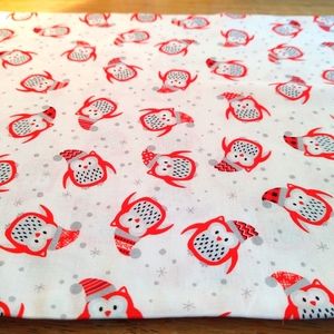 Winter Snow Owl's table runner